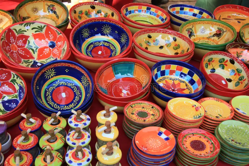 Hand-painted Algarve pottery in bright colours